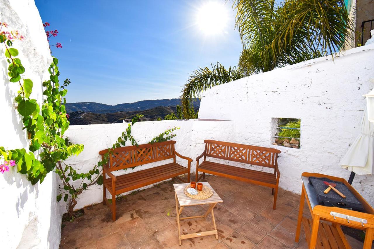 Casa Jazmin, Frigiliana Traditional Townhouse With Great Views Hansonholiday Rentals Екстер'єр фото