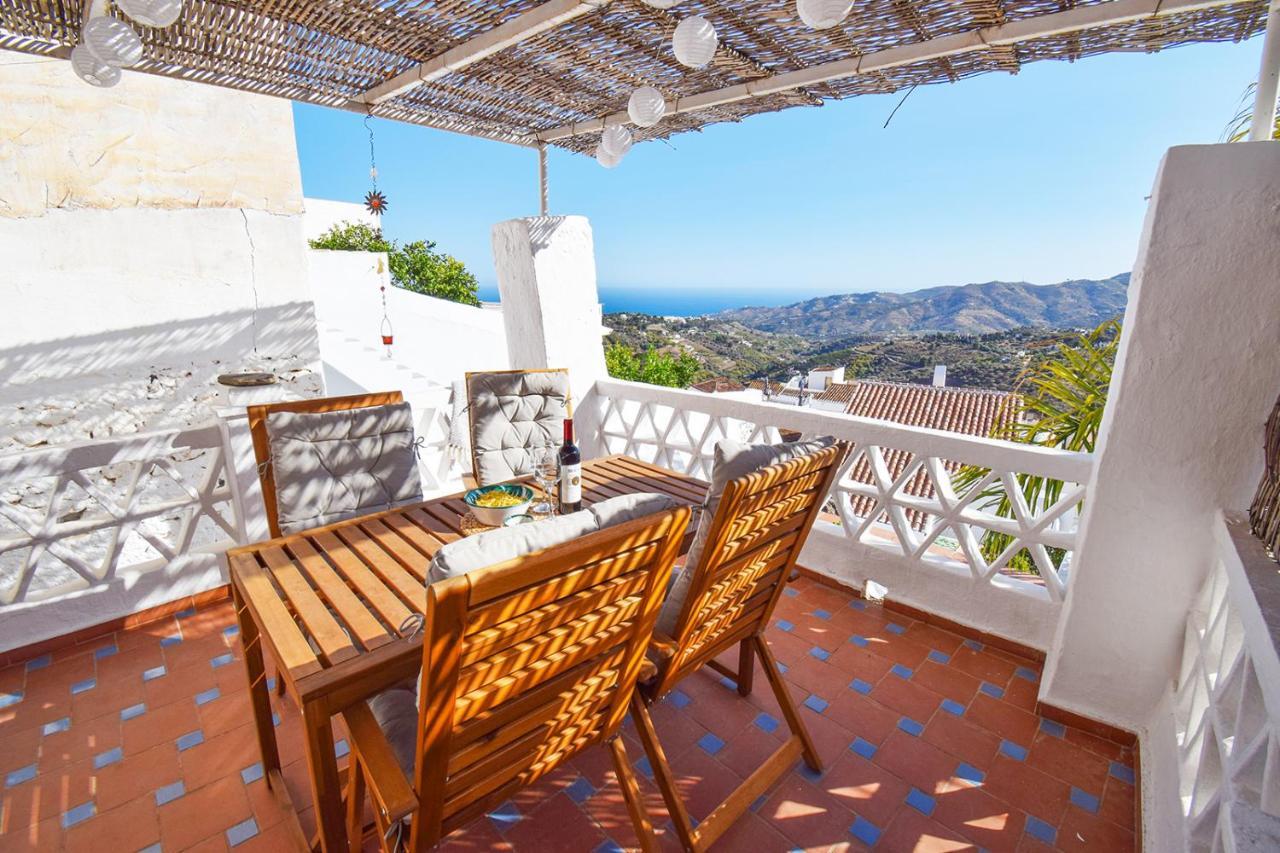 Casa Jazmin, Frigiliana Traditional Townhouse With Great Views Hansonholiday Rentals Екстер'єр фото